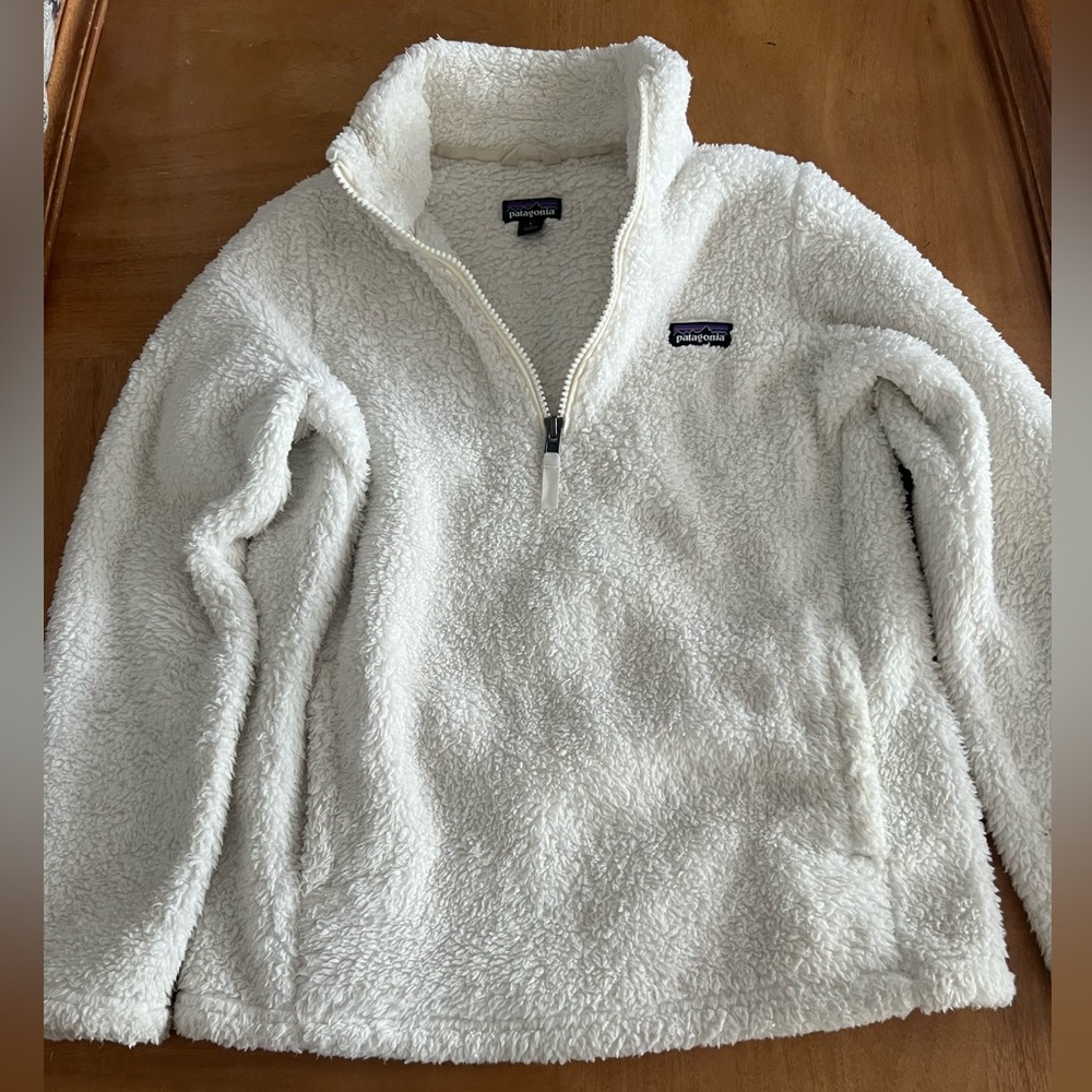 Patagonia 1/4 Zip Pullover Girls L (12) Cream color